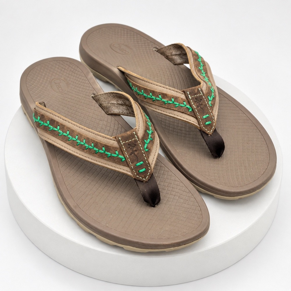 Chaco Womens Brown Leather Flip Flop Sandals Green Stitching J107260 Size 9
